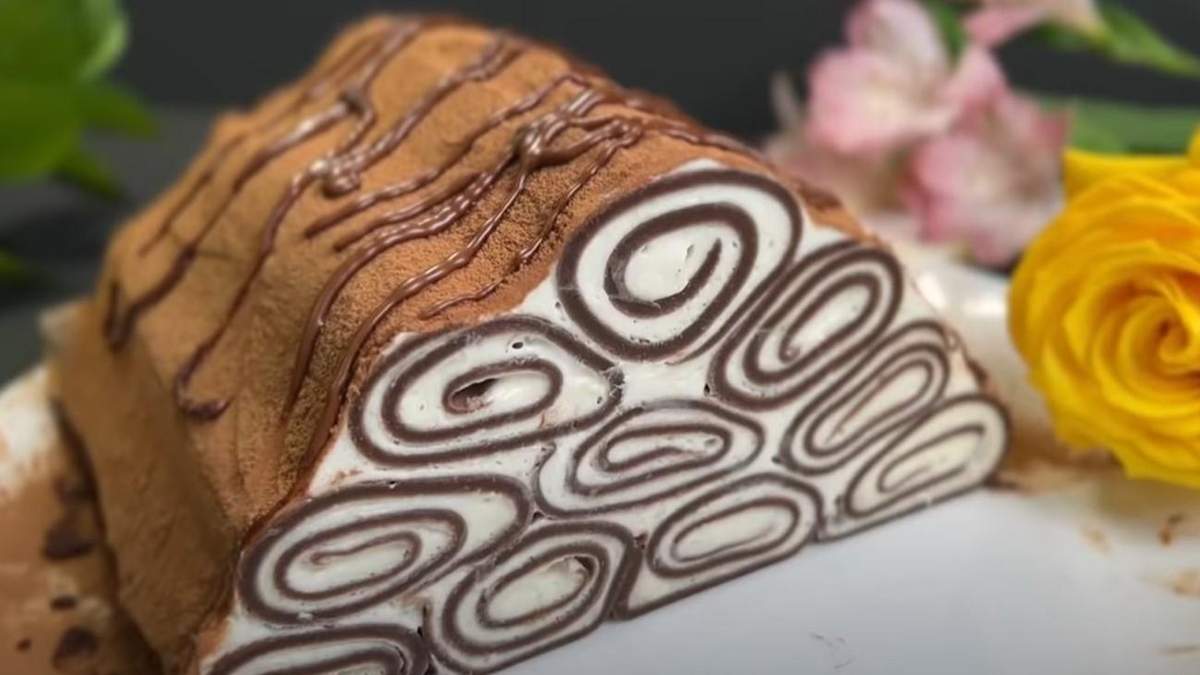 Торт з млинців: десерт за лічені хвилини