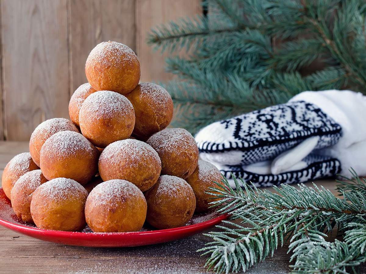 Пончики з ванільним заварним кремом: рецепт Лізи Глінської