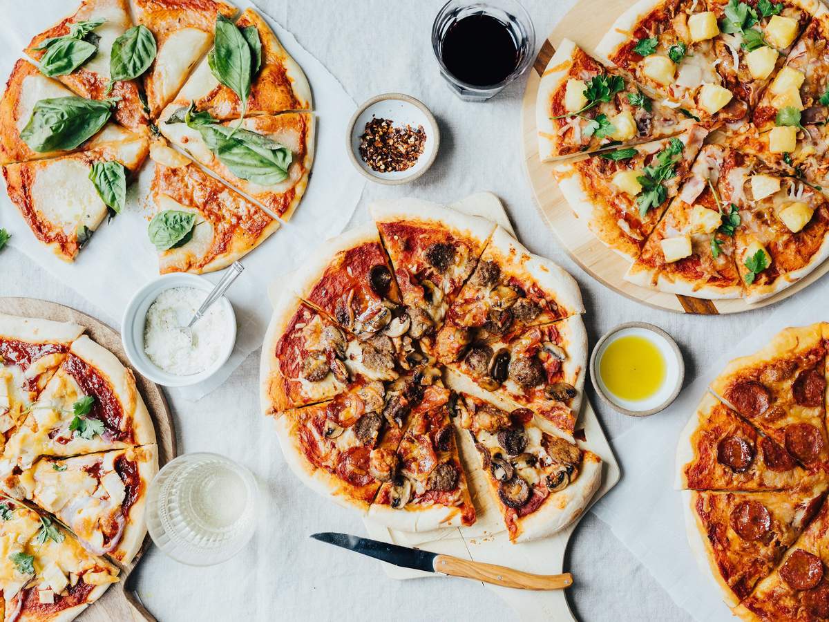День пиццы 2021: самые популярные виды пиццы – рецепты