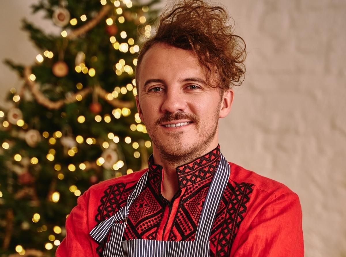 Салат из запеченной капусты с помидорами и курицей от Евгения Клопотенко Салат из запеченной капусты с помидорами и курицей от Евгения Клопотенко