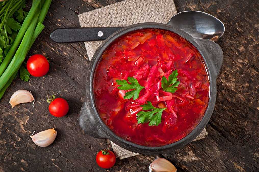 Рецепты постного борща: с грибами, фасолью, с ушками