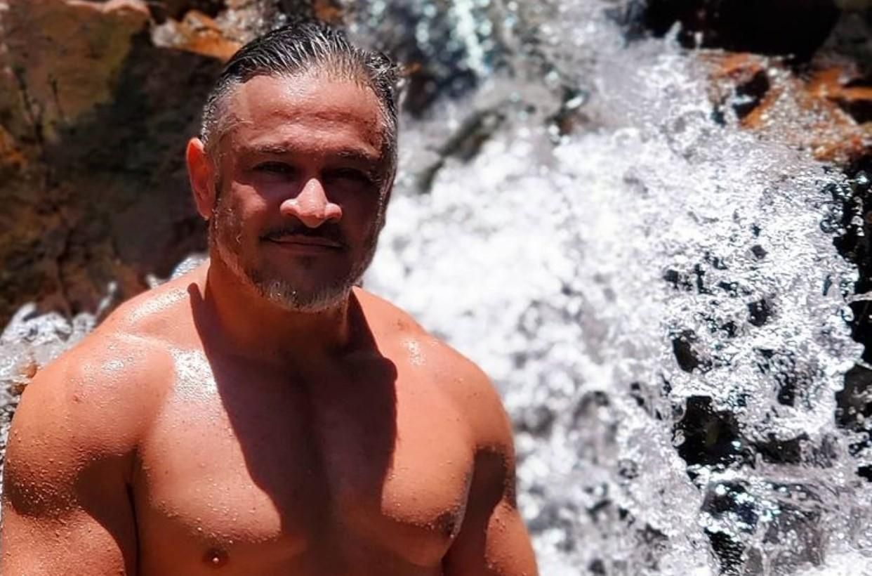 Эктор Хименес-Браво Эктор Хименес-Браво