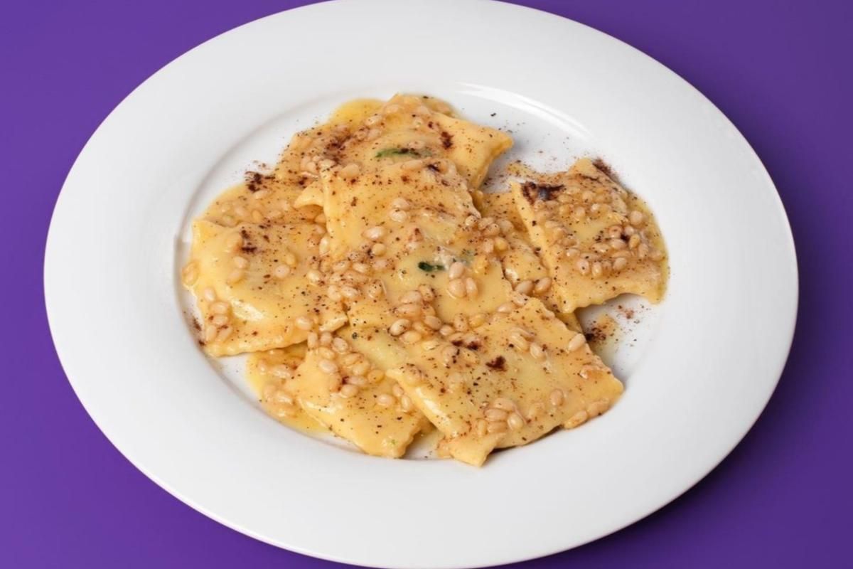 Равиоли со шпинатом: простой рецепт от Марко Черветти Равиоли со шпинатом: простой рецепт от Марко Черветти