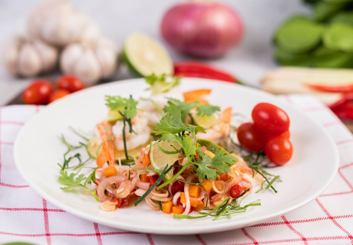 Рецепти салатів з м'ясом, рибою та овочами