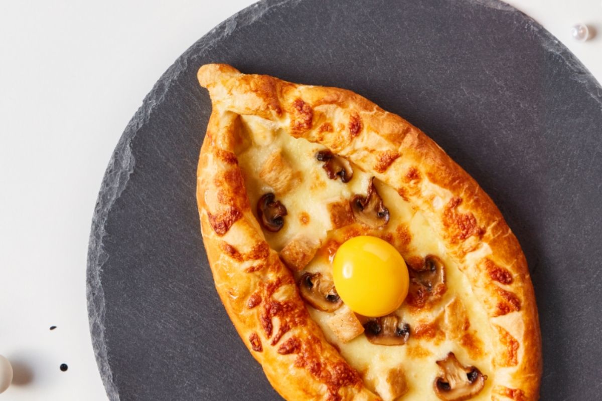 Рецепт хачапури с курицей и грибами Рецепт хачапури с курицей и грибами