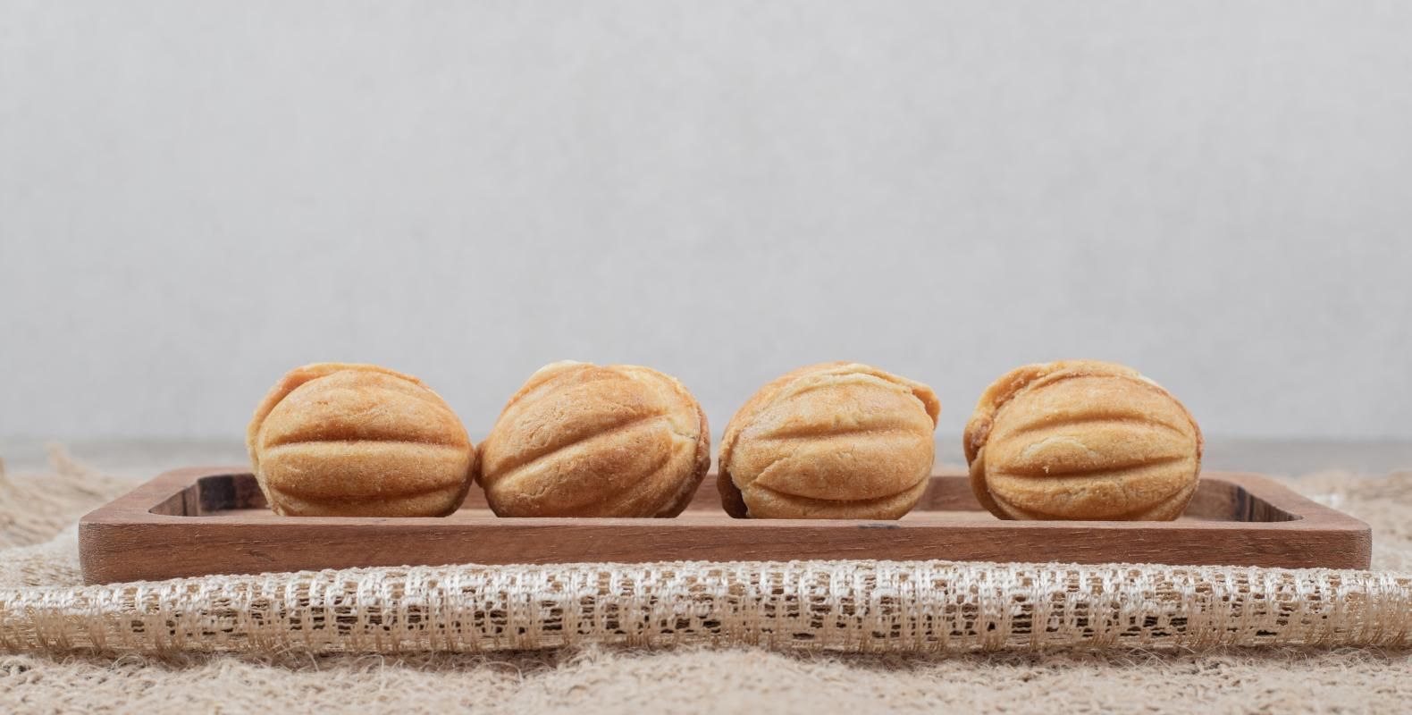 Как приготовить печенье Орешки: простой рецепт Как приготовить печенье Орешки: простой рецепт