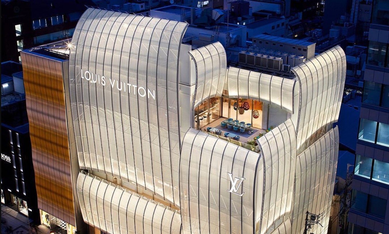 Кафе Луї Віттон і ресторан – Le Café V і Sugalabo V в Осаці Кафе Луї Віттон і ресторан – Le Café V і Sugalabo V в Осаці