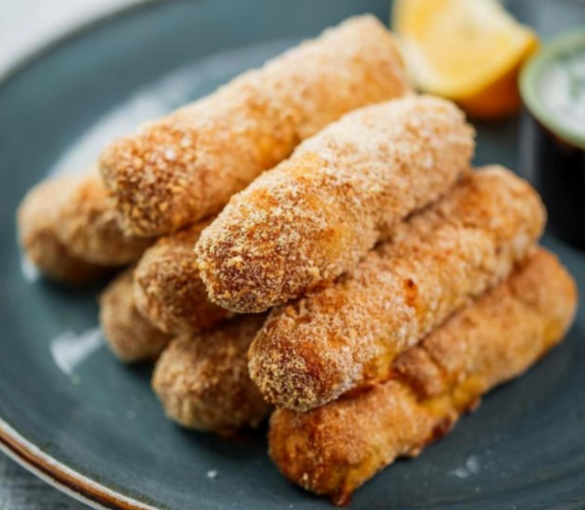 Как приготовить рыбные палочки рецепт от Евгения Клопотенка Как приготовить рыбные палочки рецепт от Евгения Клопотенка