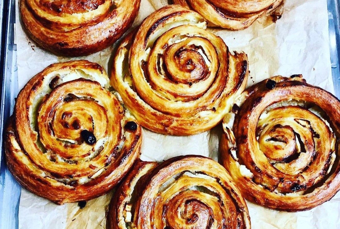 Равлики із заварним кремом: рецепт випічки Равлики із заварним кремом: рецепт випічки