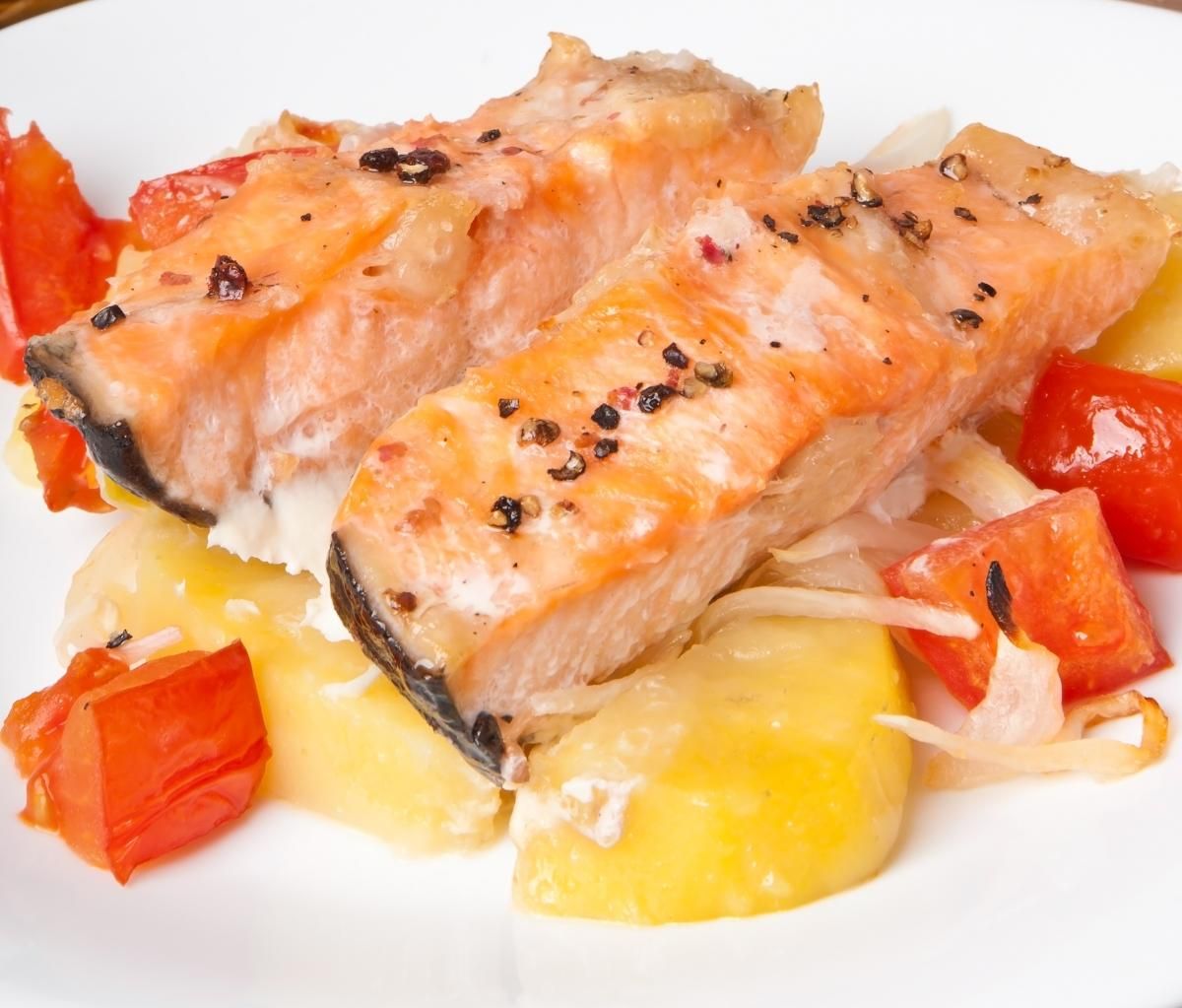 Как приготовить вкусный лосось: рецепты и секреты