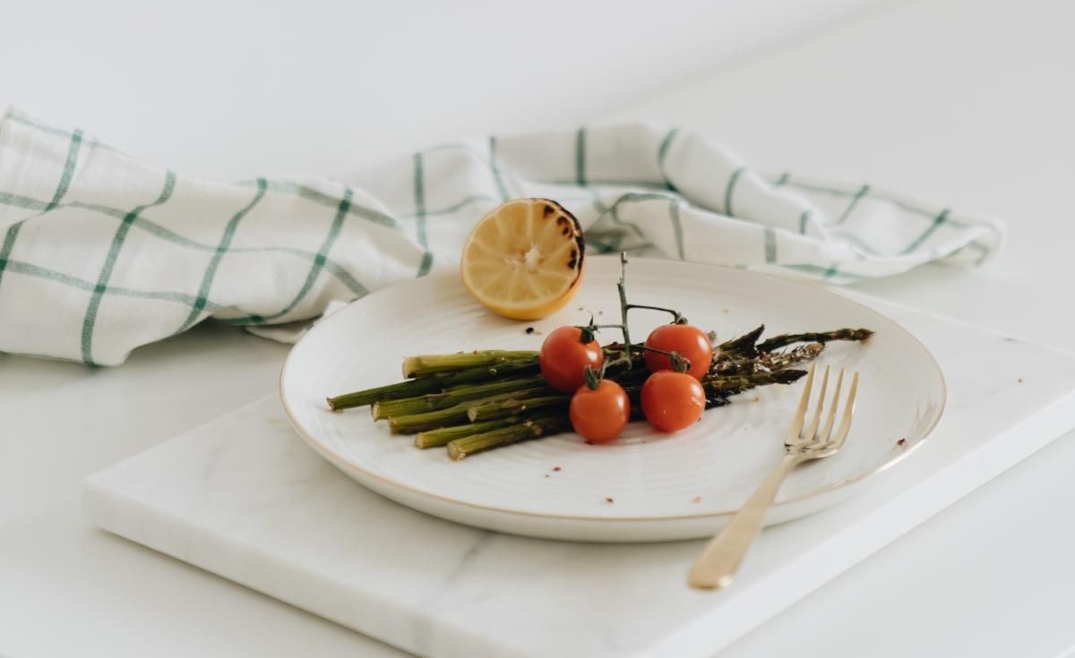 Как приготовить спаржу в духовке: домашний рецепт Как приготовить спаржу в духовке: домашний рецепт