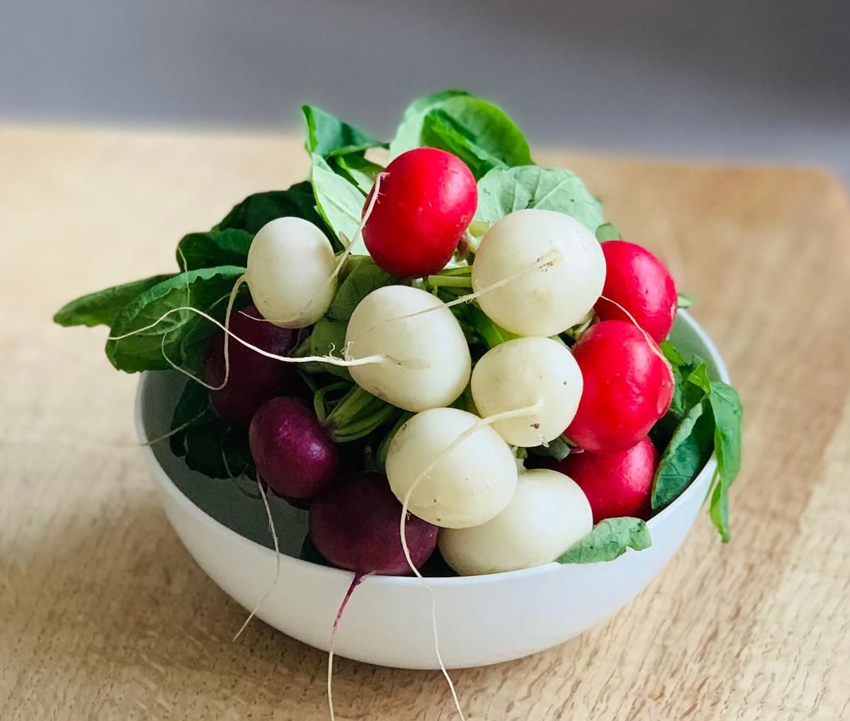 Все о редисе: витамины, калорийность, свойства Все о редисе: витамины, калорийность, свойства