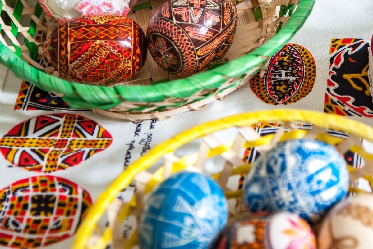 Великодні писанки: кольори, орнаменти, символіка та їх значення Великодні писанки: кольори, орнаменти, символіка та їх значення
