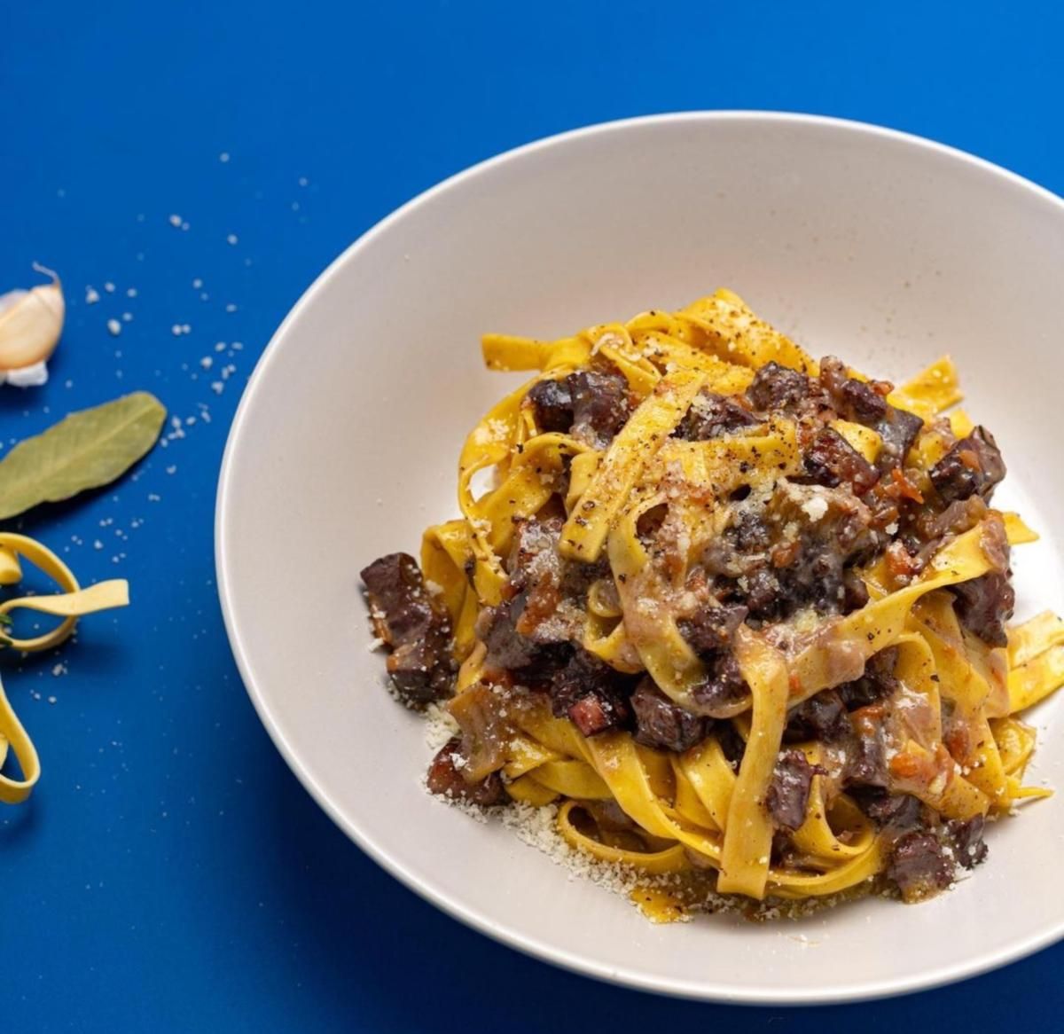 Рецепт тальятеле з рагу та ягнятиною Рецепт тальятеле з рагу та ягнятиною