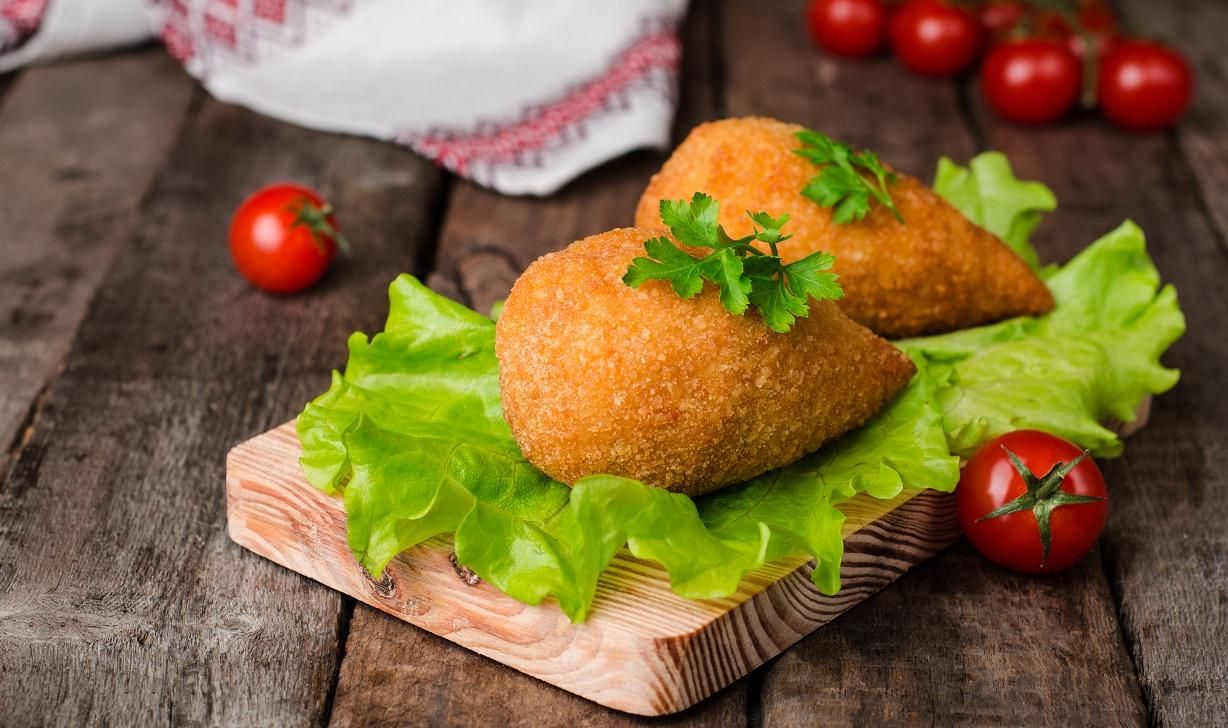 Котлета по-киевски: история происхождения блюда и домашний рецепт Котлета по-киевски: история происхождения блюда и домашний рецепт