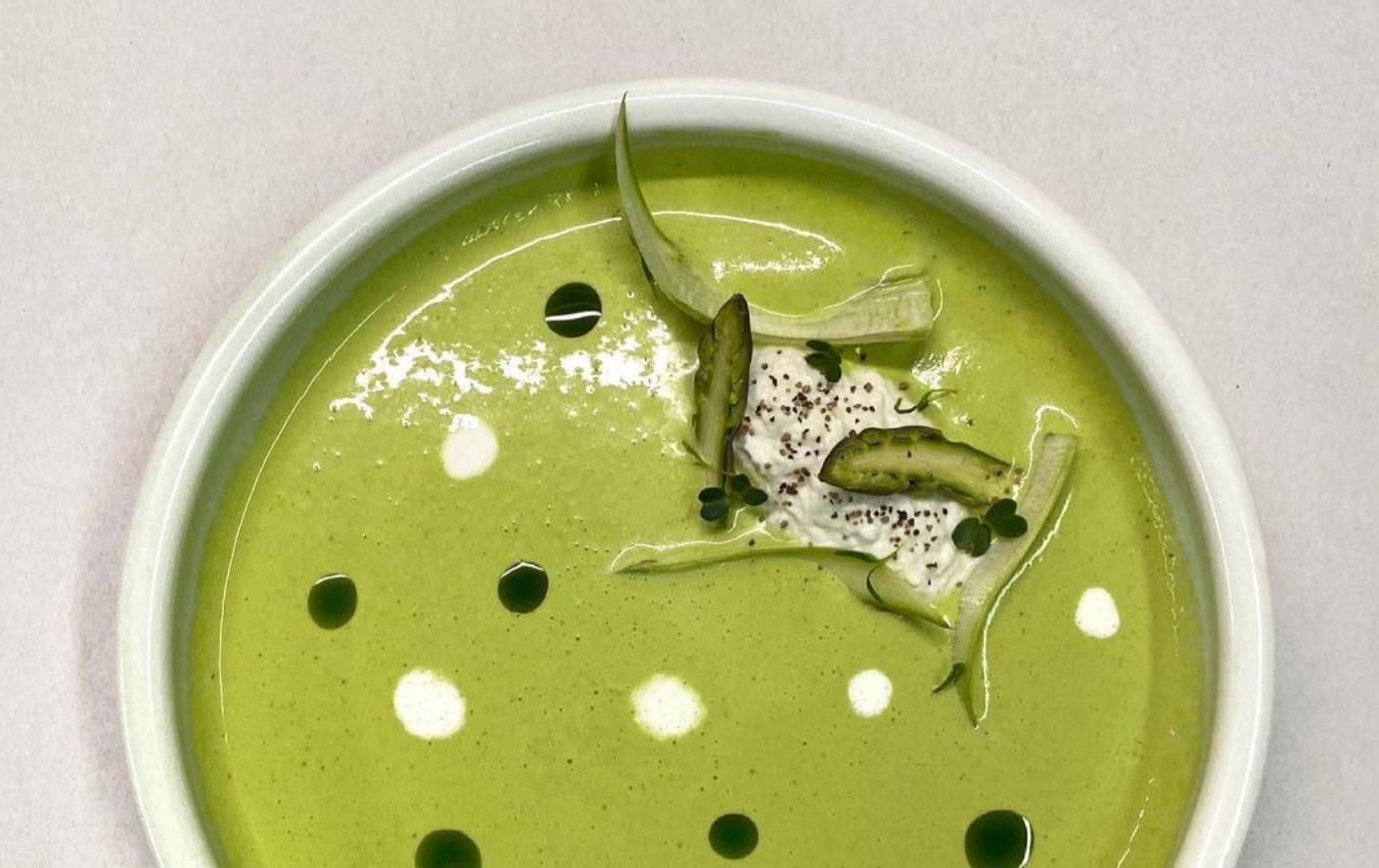 Холодний суп зі спаржі та шпинату: рецепт Холодний суп зі спаржі та шпинату: рецепт