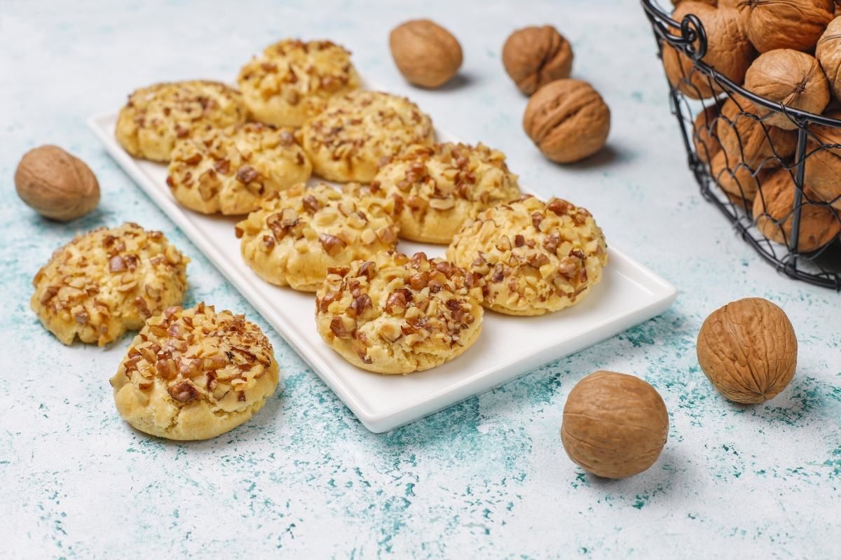 Простий рецепт печива з волоськими горіхами