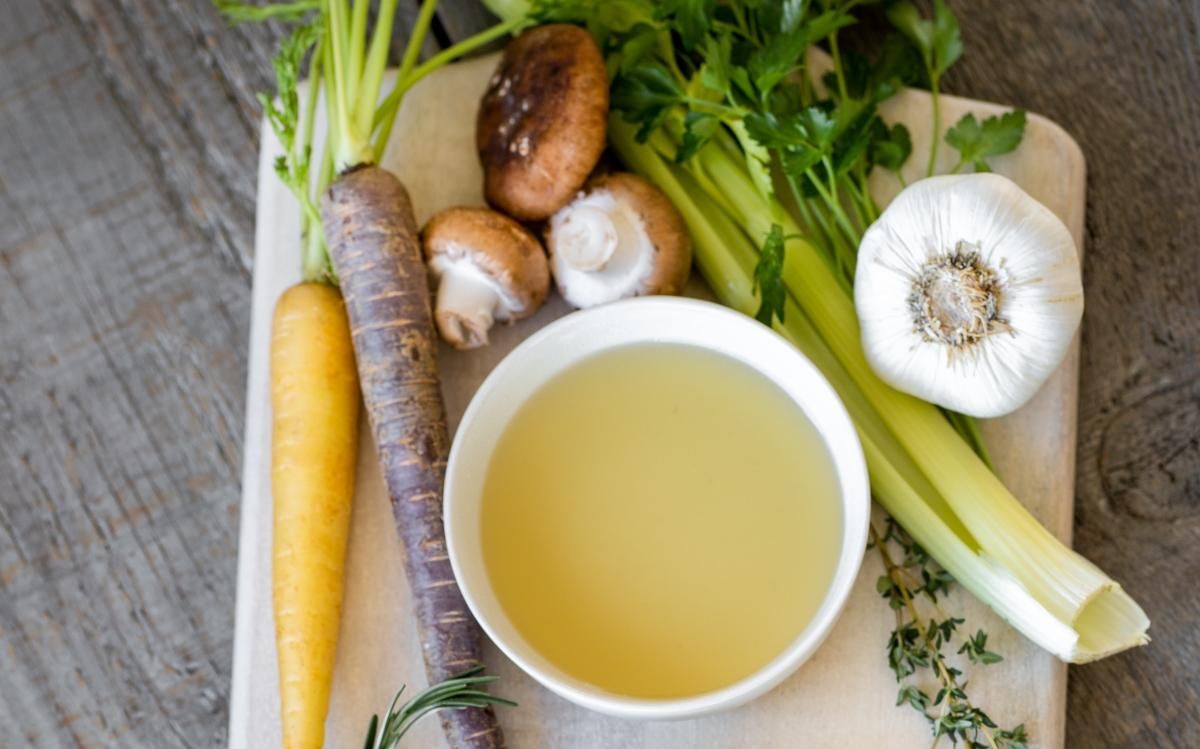 Марко Черветті готує м'ясний бульйон: відео Марко Черветті готує м'ясний бульйон: відео