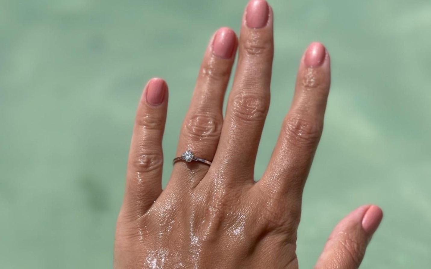 Ліза Глінська заручилася в Домінікані Ліза Глінська заручилася в Домінікані