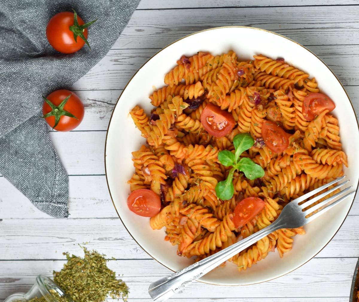 Три самые вкусные соусы для пасты: томатный, белый, Песто Три самые вкусные соусы для пасты: томатный, белый, Песто