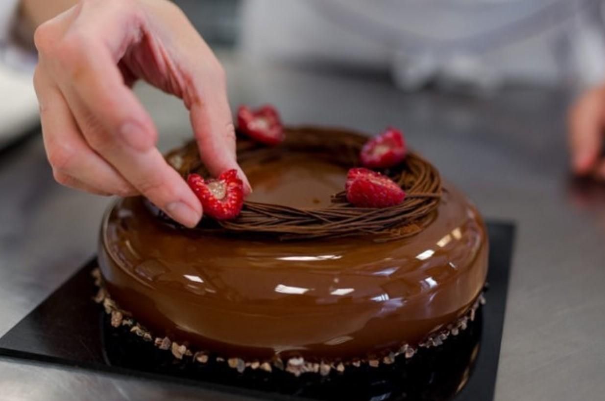 Як правильно покривати десерти дзеркальною глазур'ю Як правильно покривати десерти дзеркальною глазур'ю