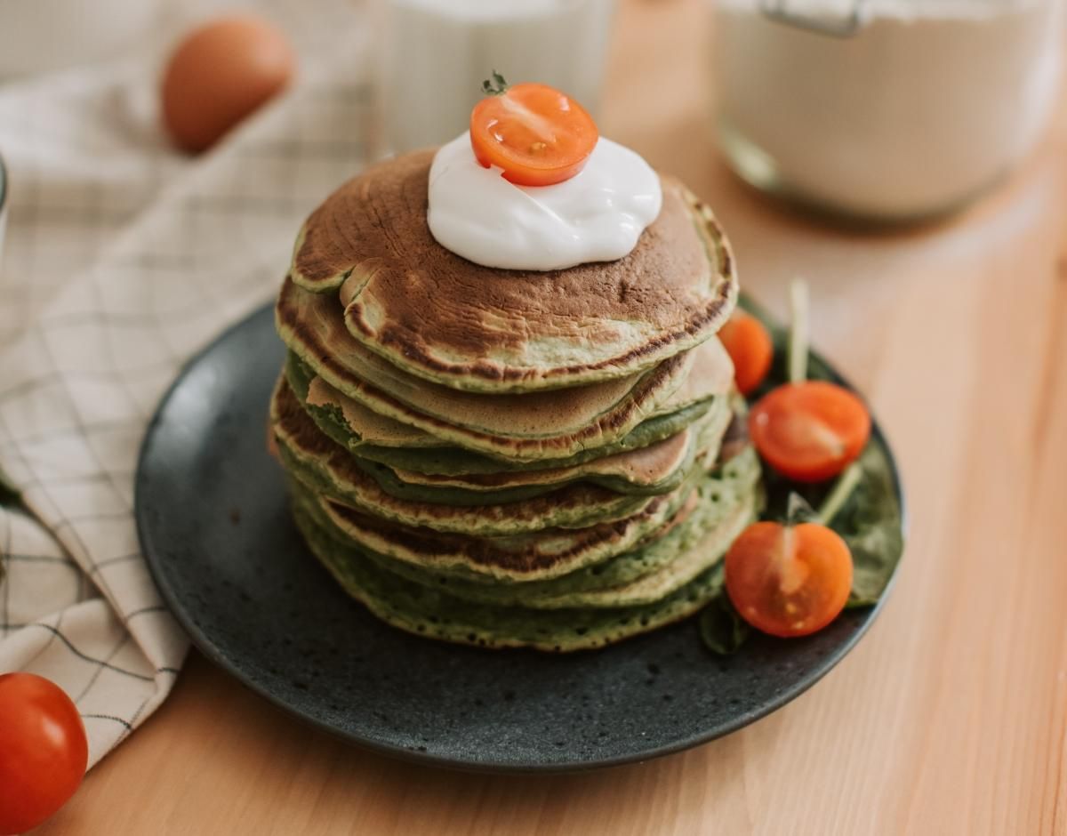 Оладьи с кабачком и шпинатом: простой домашний рецепт Оладьи с кабачком и шпинатом: простой домашний рецепт