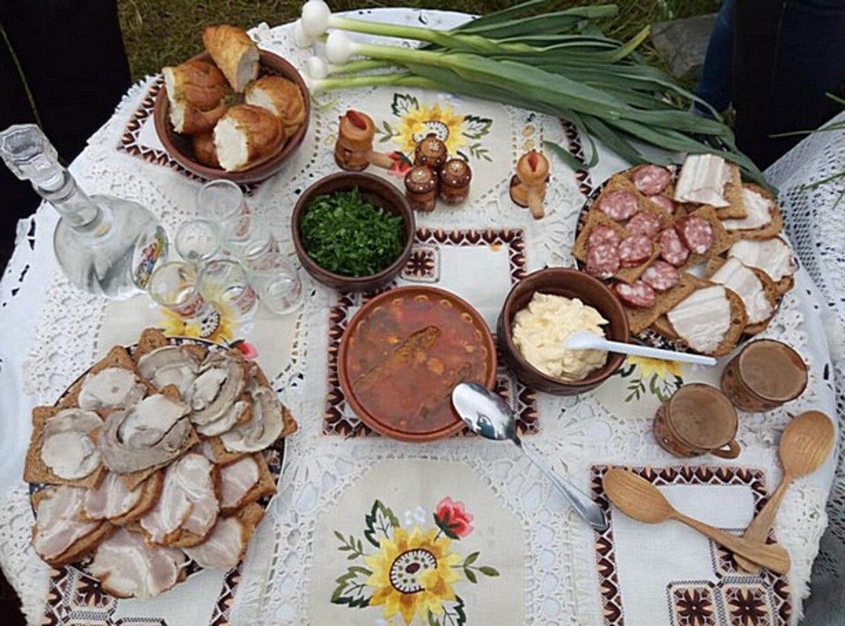 У Миколаєві готують борщ ыз бичками У Миколаєві готують борщ ыз бичками