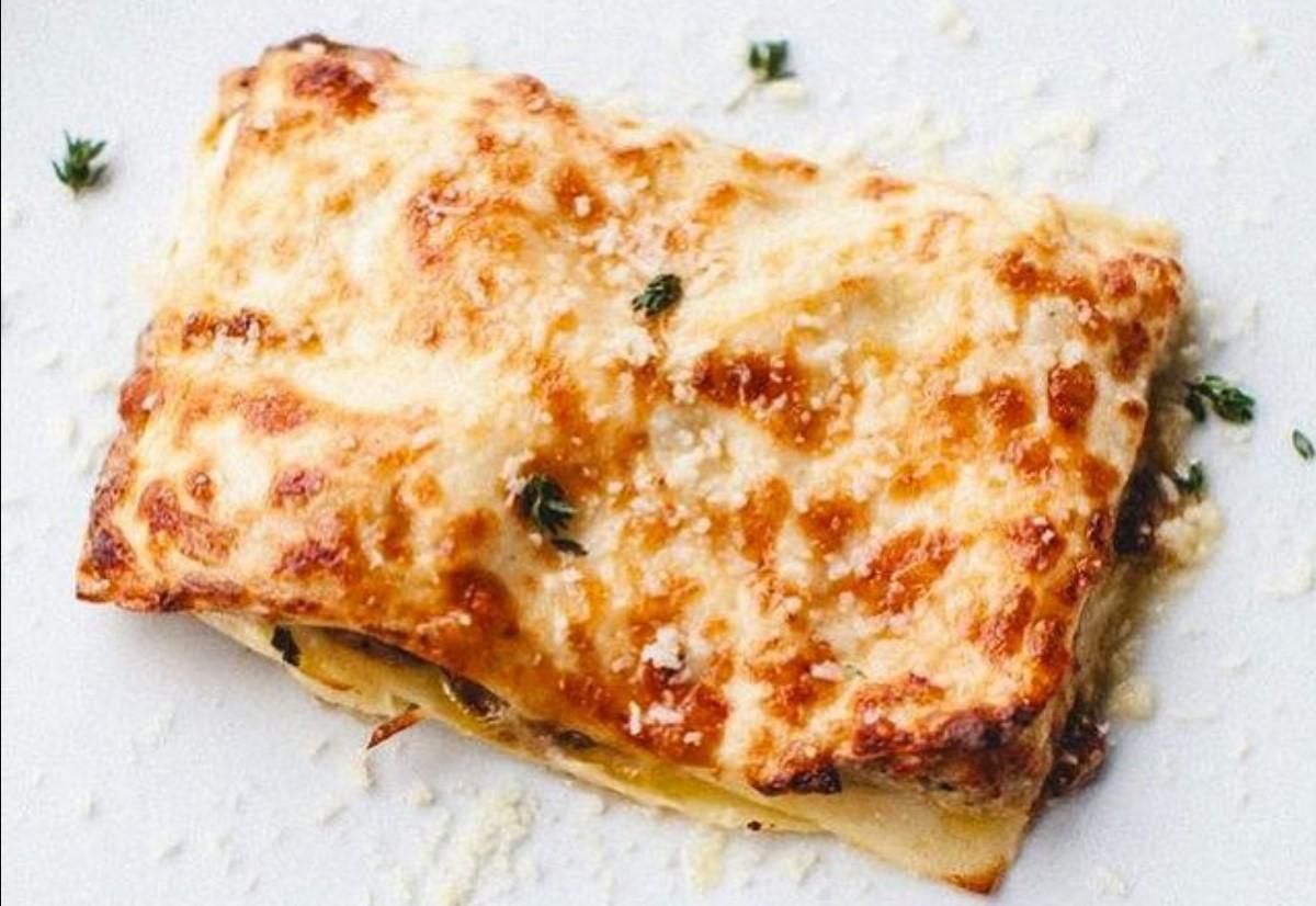 Аппетитная лазанья с кроликом и белыми грибами: рецепт Владимира Ярославского Аппетитная лазанья с кроликом и белыми грибами: рецепт Владимира Ярославского