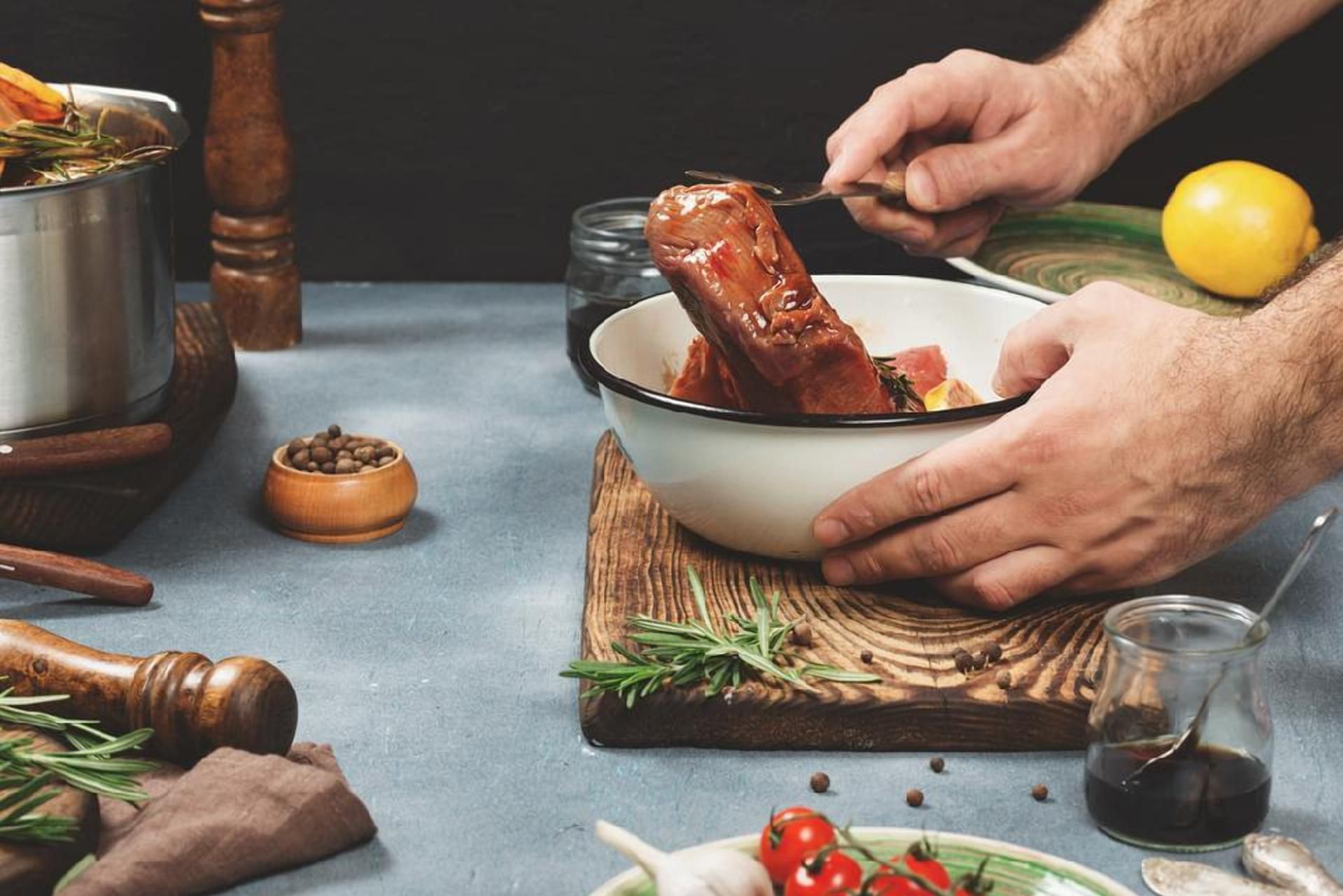 Маринование – важный этап в приготовлении мяса Маринование – важный этап в приготовлении мяса