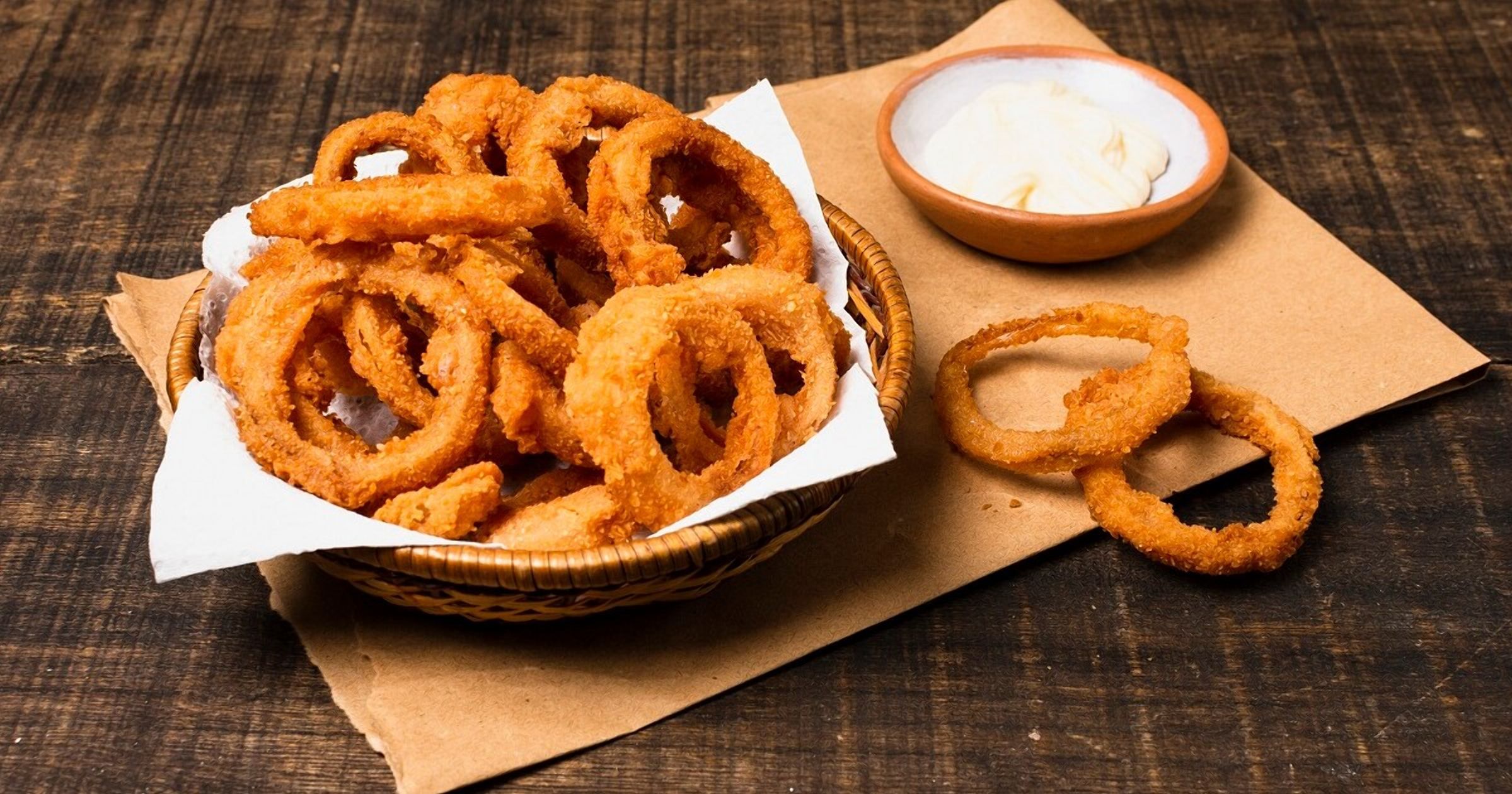 Цибулеві кільця у клярі: рецепт смачної а популярної закуски - Новини Смачно Цибулеві кільця у клярі: рецепт смачної а популярної закуски - Новини Смачно