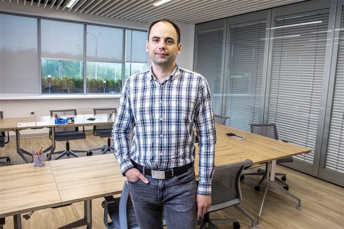 Алексей Безуглый Алексей Безуглый