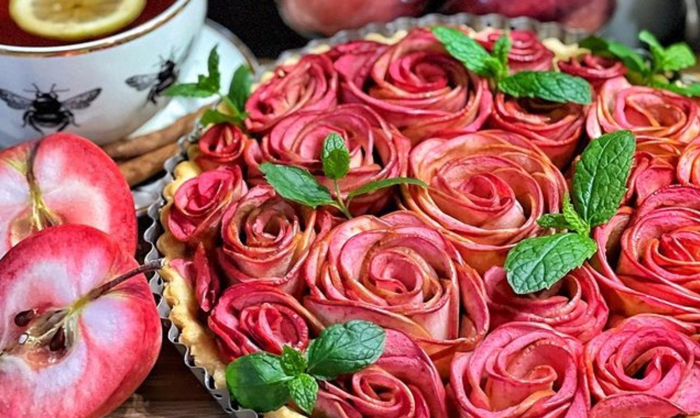 Троянди з яблук підкорять ваше серце: рецепт тарту від Яни Станішевської - Новини Смачно Троянди з яблук підкорять ваше серце: рецепт тарту від Яни Станішевської - Новини Смачно