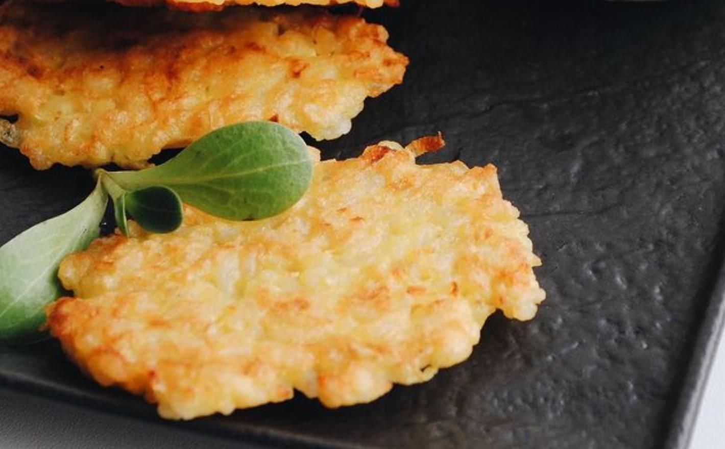 Рисово-кабачковые оладьи, которые можно есть на диете: быстрый рецепт для полезного обеда Рисово-кабачковые оладьи, которые можно есть на диете: быстрый рецепт для полезного обеда