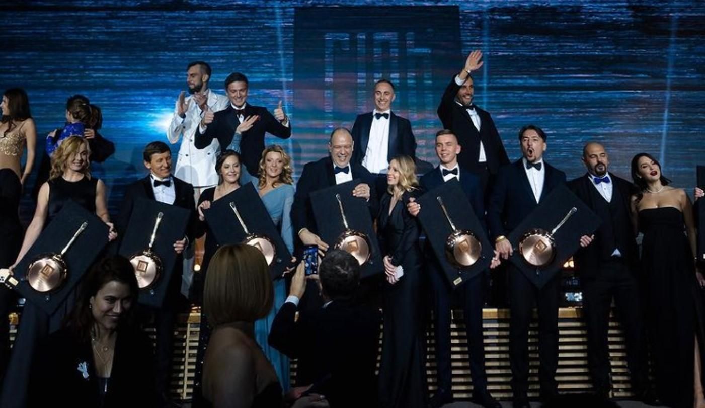 Национальная ресторанная премия "СОЛЬ" 2021: известны имена победителей лучших заведений Украины Национальная ресторанная премия "СОЛЬ" 2021: известны имена победителей лучших заведений Украины