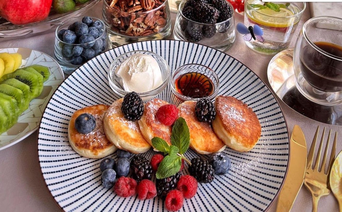 Ідеї для вишуканих сніданків: солодкі варіанти на будь-який смак - Новини Смачно Ідеї для вишуканих сніданків: солодкі варіанти на будь-який смак - Новини Смачно