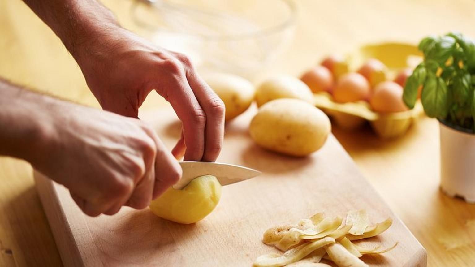 Оригінальна буденність: 3 незвичні рецепти картоплі, які ви захочете готувати щодня - Новини Смачно