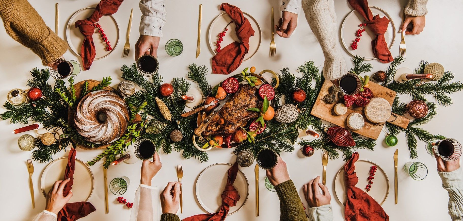 Смакота на Різдво: салат цезар, курча тапака та запечені з овочами стегенця - Новини Смачно Смакота на Різдво: салат цезар, курча тапака та запечені з овочами стегенця - Новини Смачно