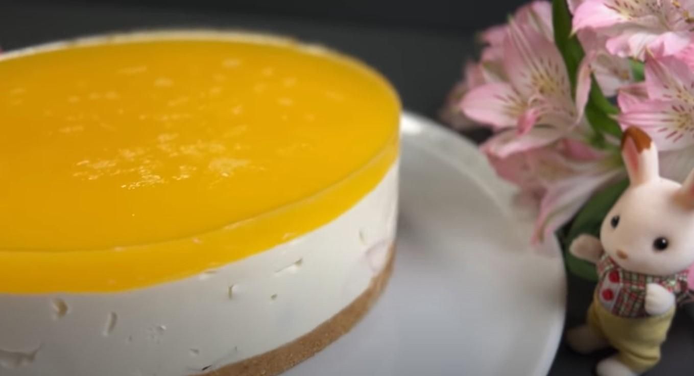 Торт з мандаринами без випікання: рецепт Торт з мандаринами без випікання: рецепт