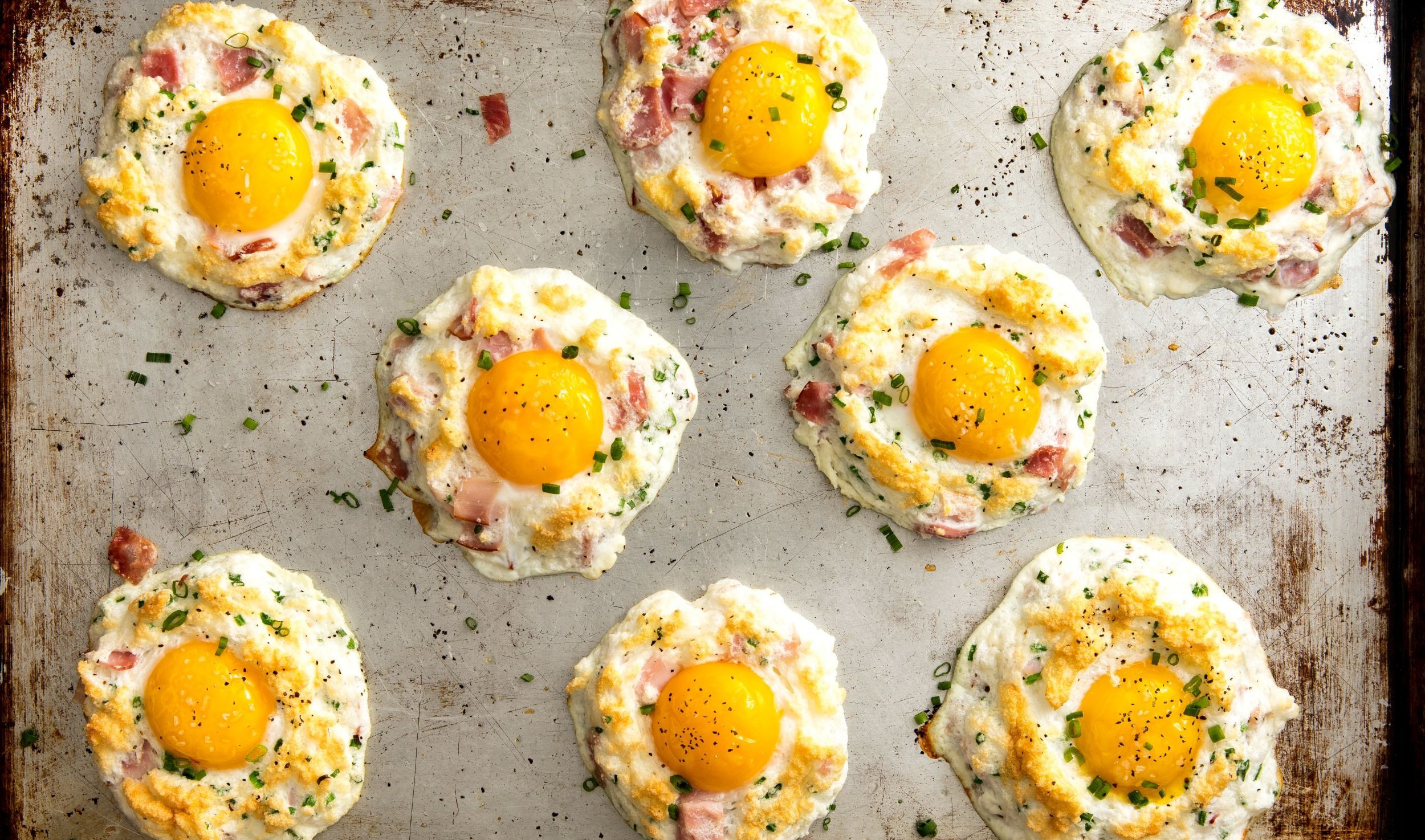 Як не отруїтися сирими яйцями у стравах: поради