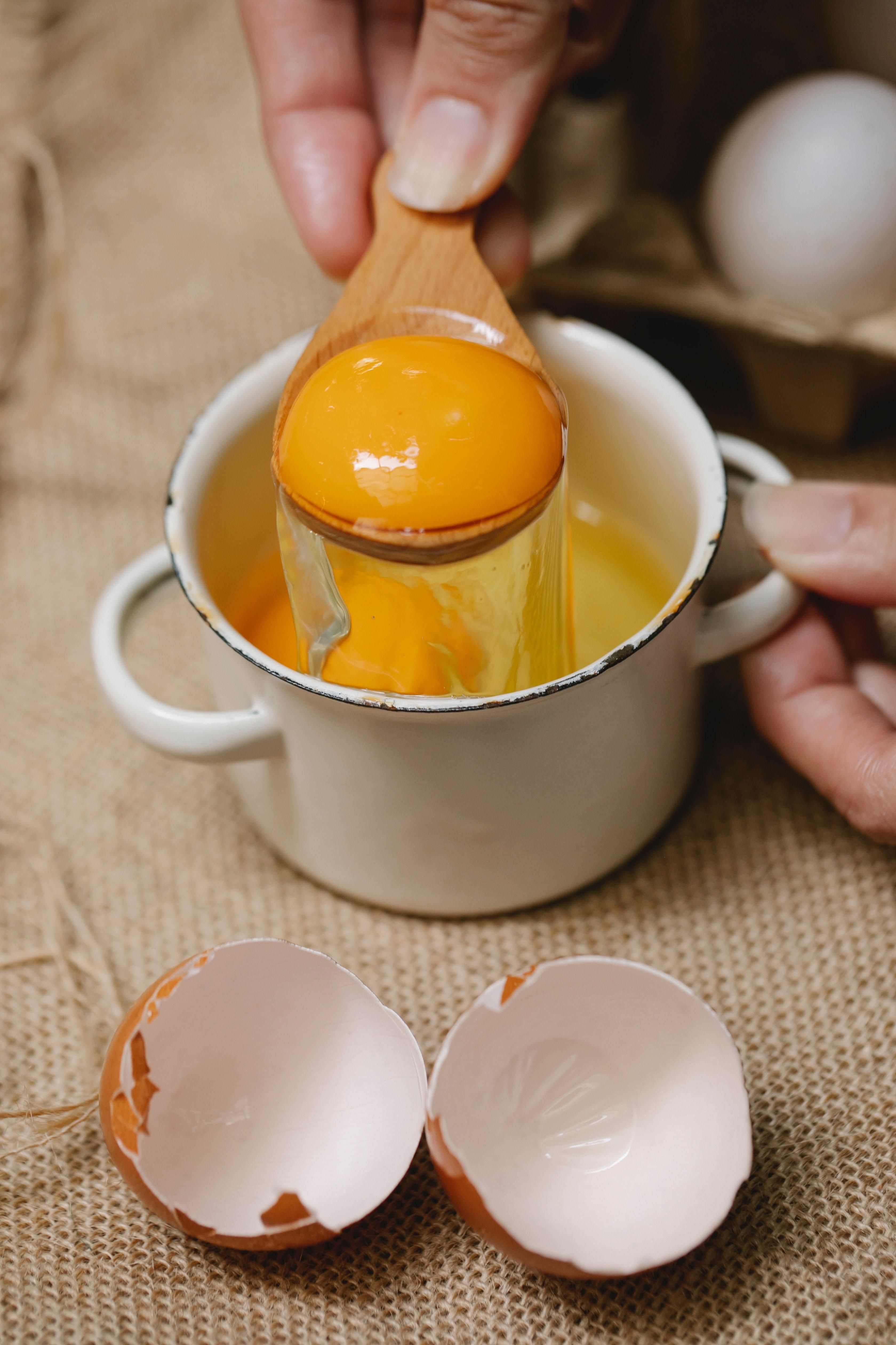 Кулинарные идеи: что делать с неиспользованными желтками - Новости Вкусно