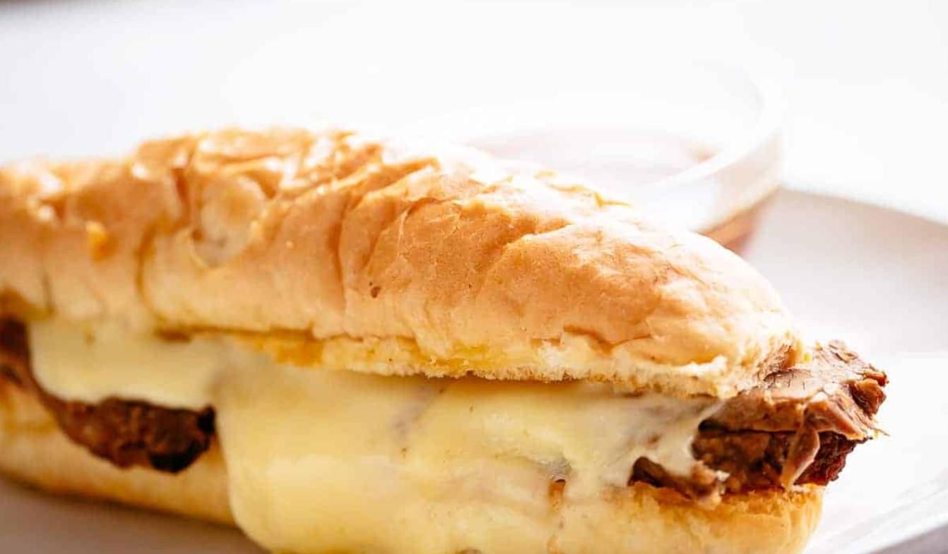 Французький сендвіч: рецепт з яловичиною Французький сендвіч: рецепт з яловичиною