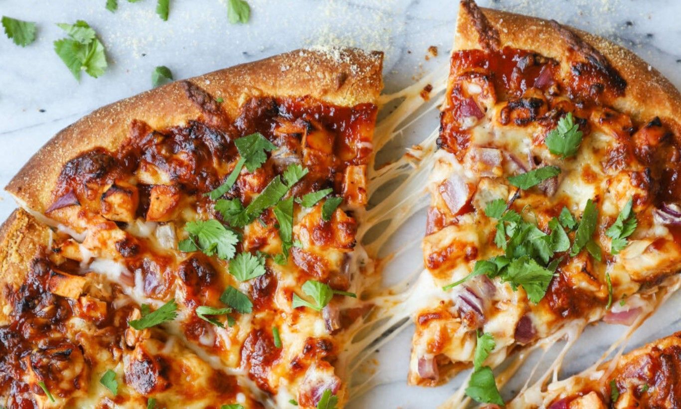 Піца-барбекю з куркою: рецепт Піца-барбекю з куркою: рецепт