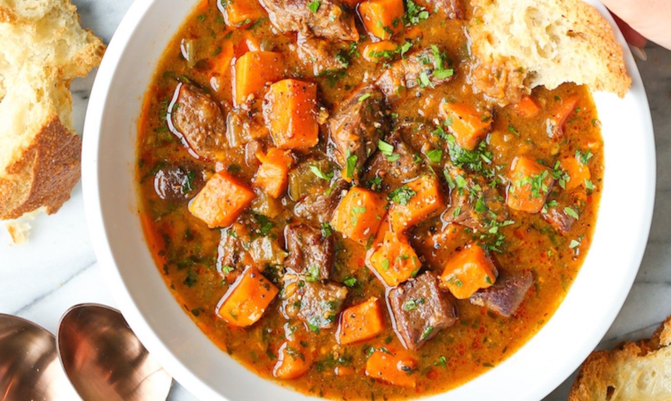 Сытный суп с говядиной и бататом: домашний рецепт для семейного застолья Сытный суп с говядиной и бататом: домашний рецепт для семейного застолья