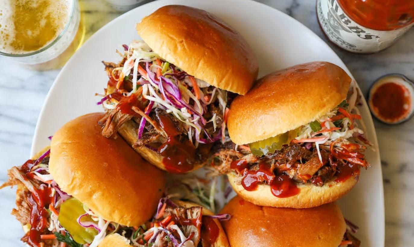 Бургеры с рваной свининой: рецепт Бургеры с рваной свининой: рецепт