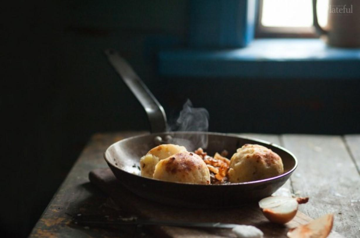 Токмачі: рецепт картопляних кульок зі шкварками