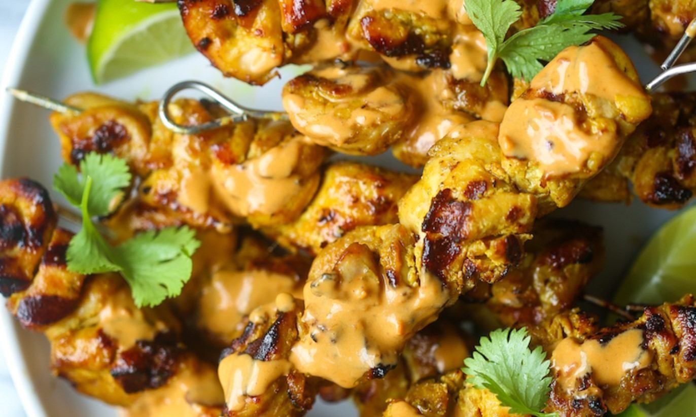 Курячий сатай з арахісовим соусом: рецепт  Курячий сатай з арахісовим соусом: рецепт