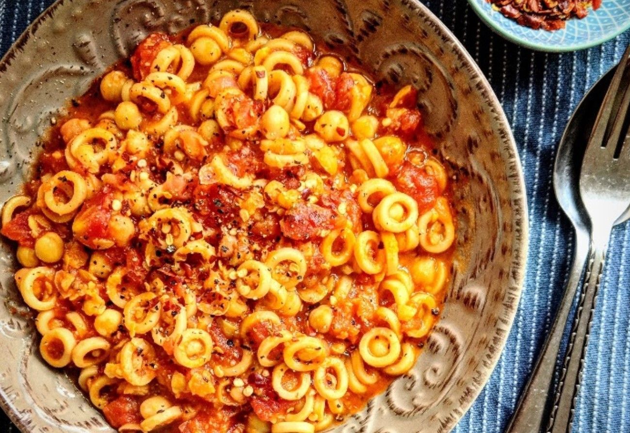 Макарони з тушонкою: рецепт Макарони з тушонкою: рецепт