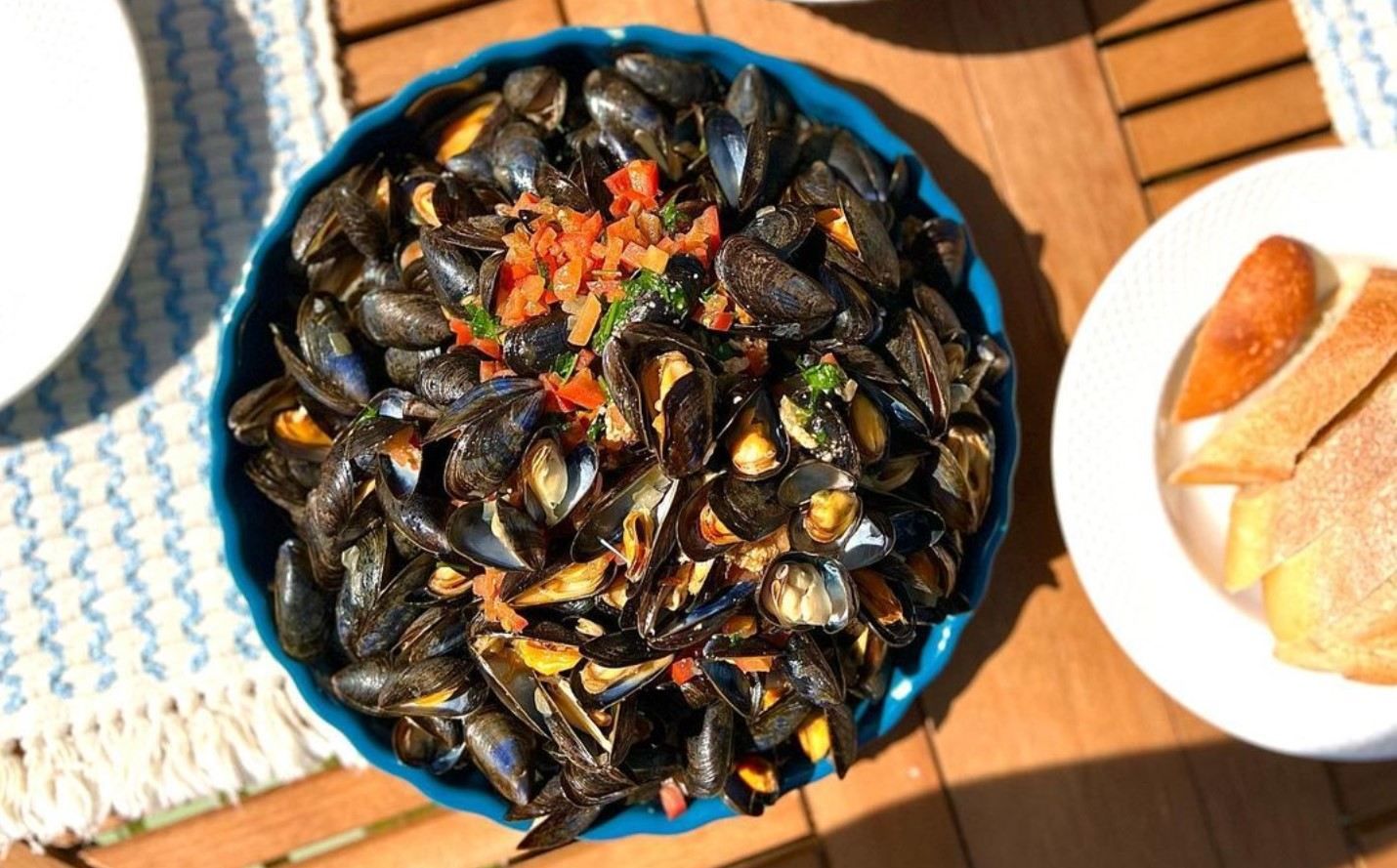 Мідії у мушлях – рецепт для особливого вечора Мідії у мушлях – рецепт для особливого вечора