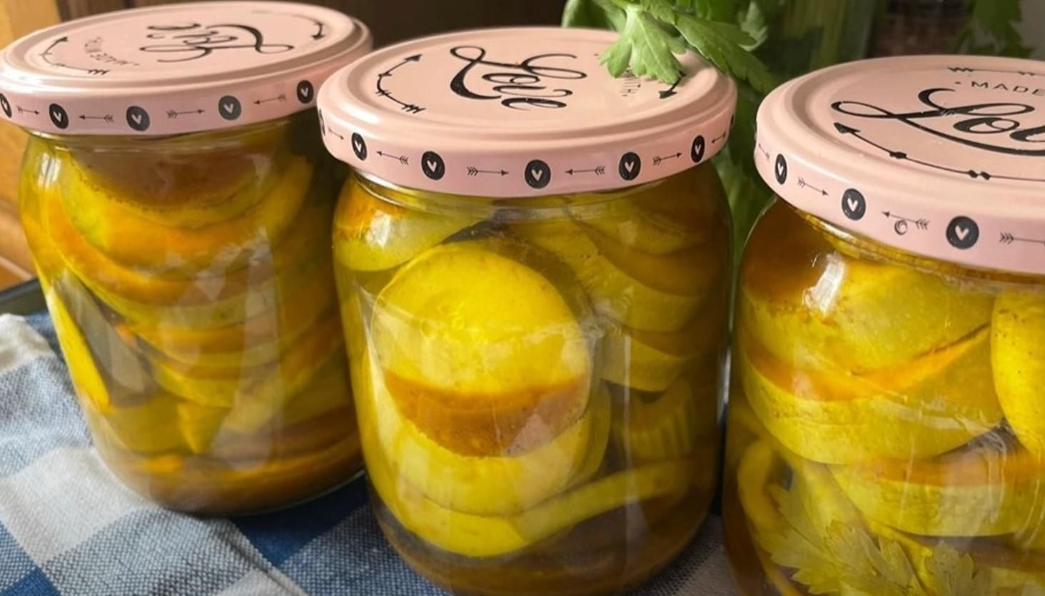 Готовимся к зиме рецепт пикантных кабачков из карри - Новости Вкусно Готовимся к зиме рецепт пикантных кабачков из карри - Новости Вкусно