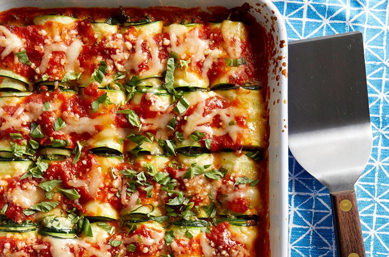 Мініголубці з кабачка та курятини без капусти Мініголубці з кабачка та курятини без капусти